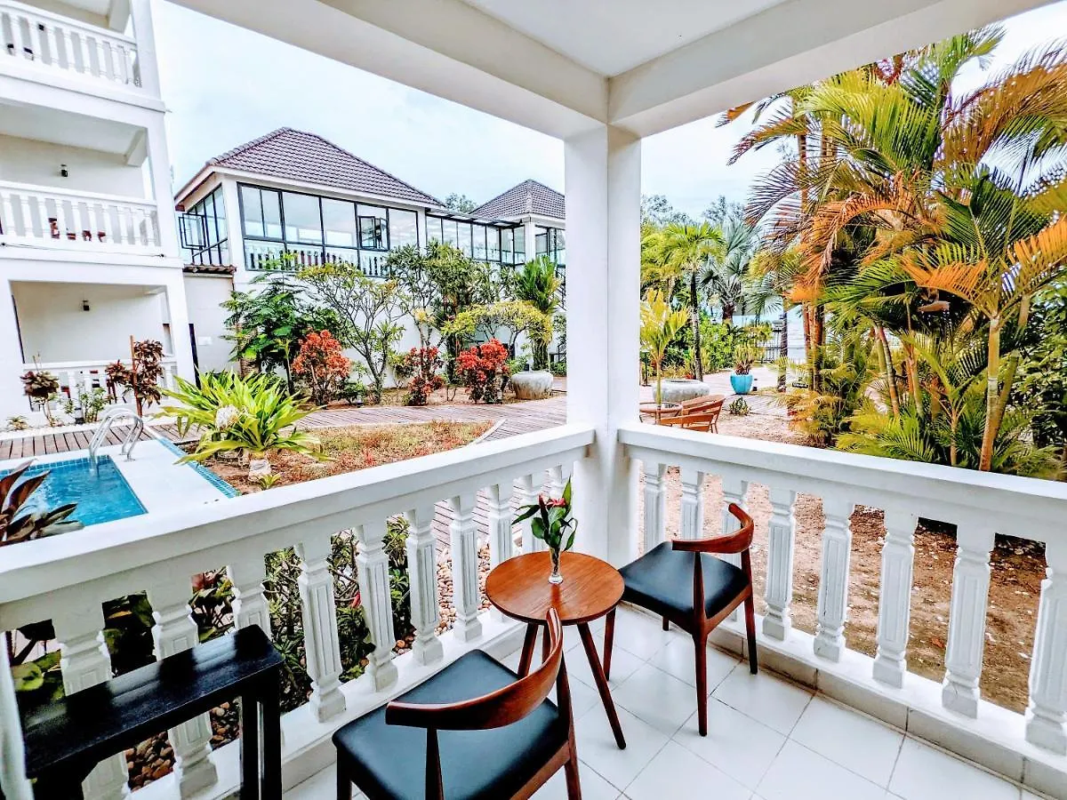 Mary Beach Hotel & Resort Sihanoukville