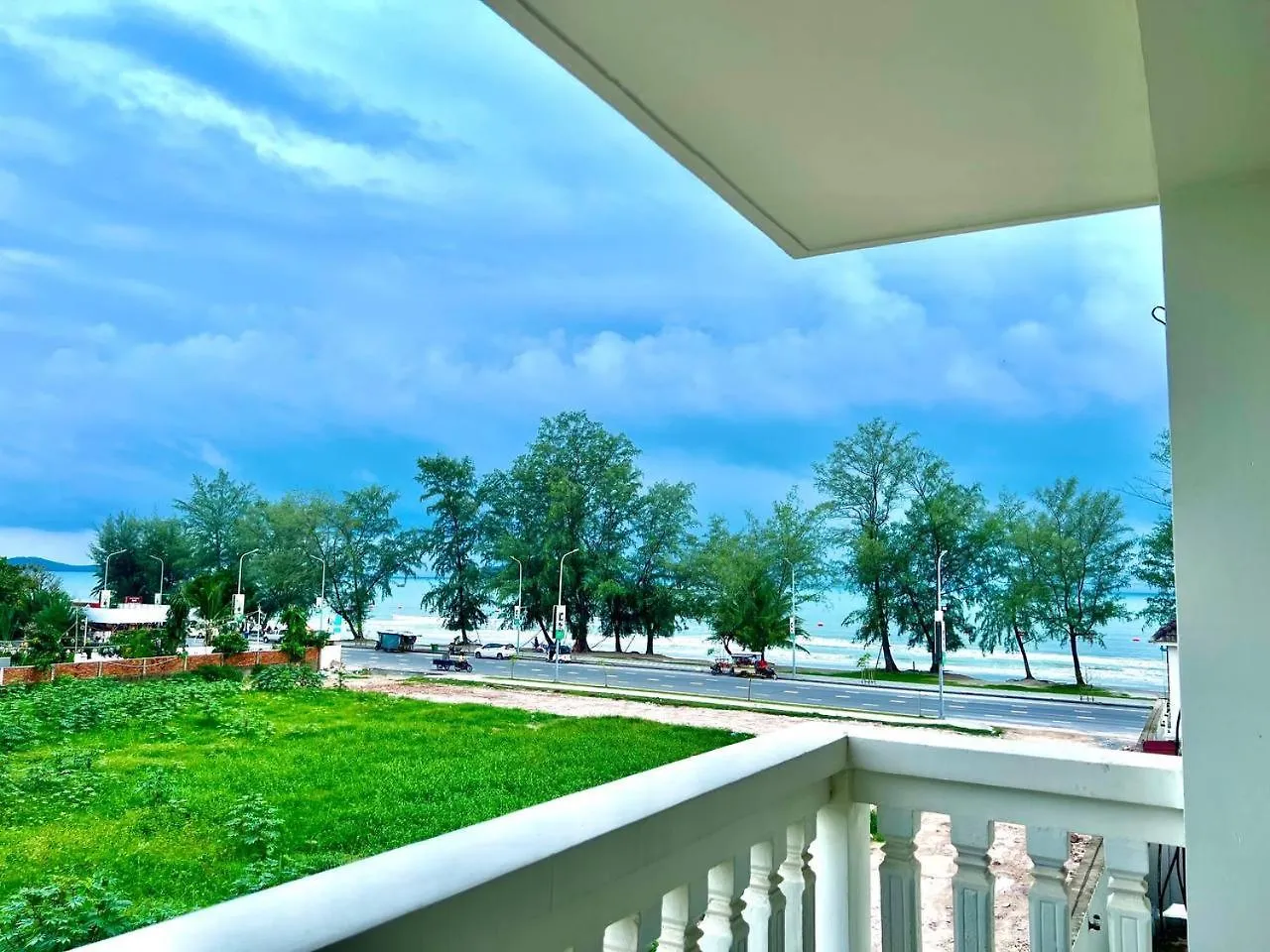 Mary Beach Hotel & Resort Сиануквиль 4*,