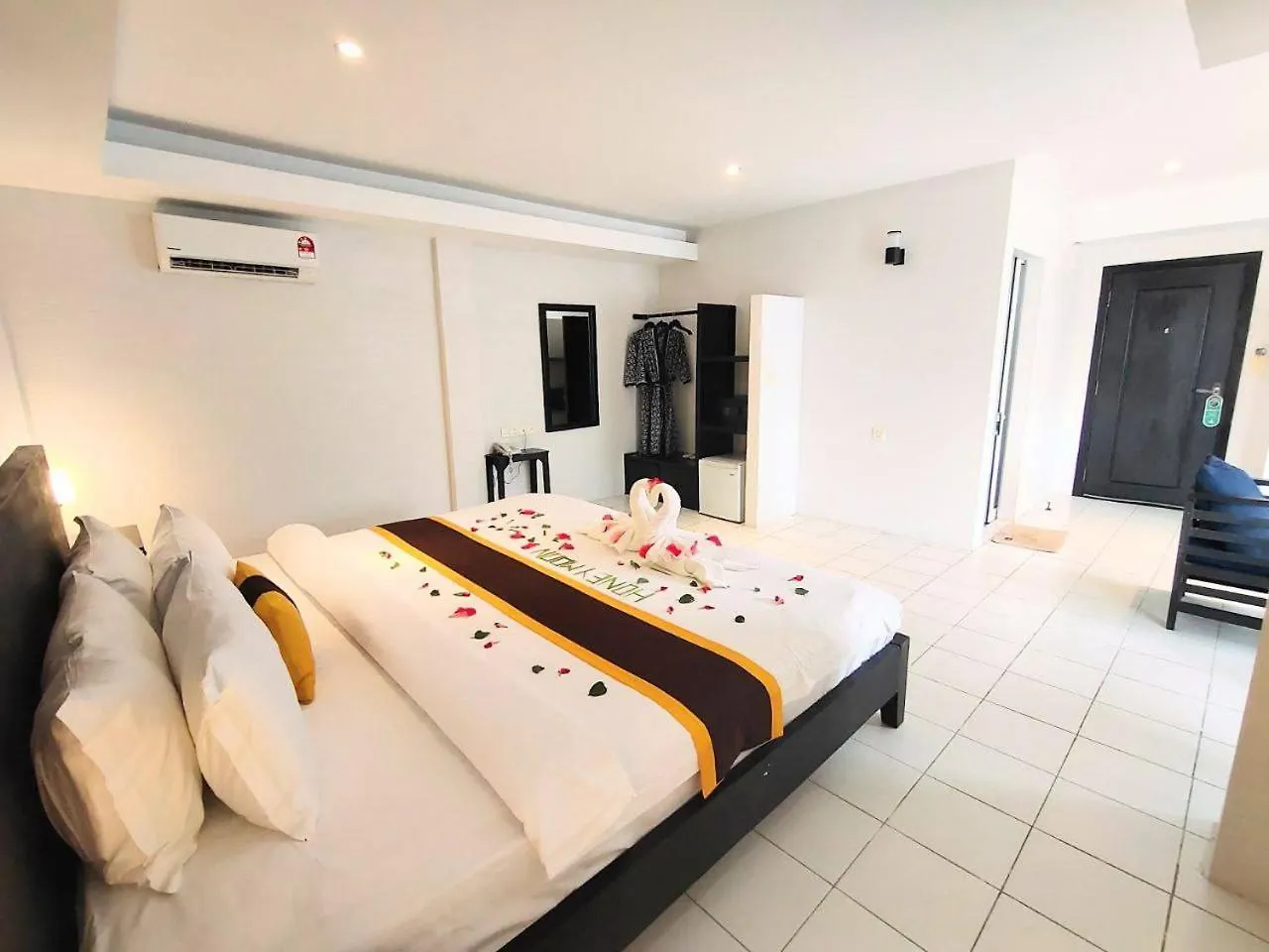 Mary Beach Hotel & Resort Sihanoukville